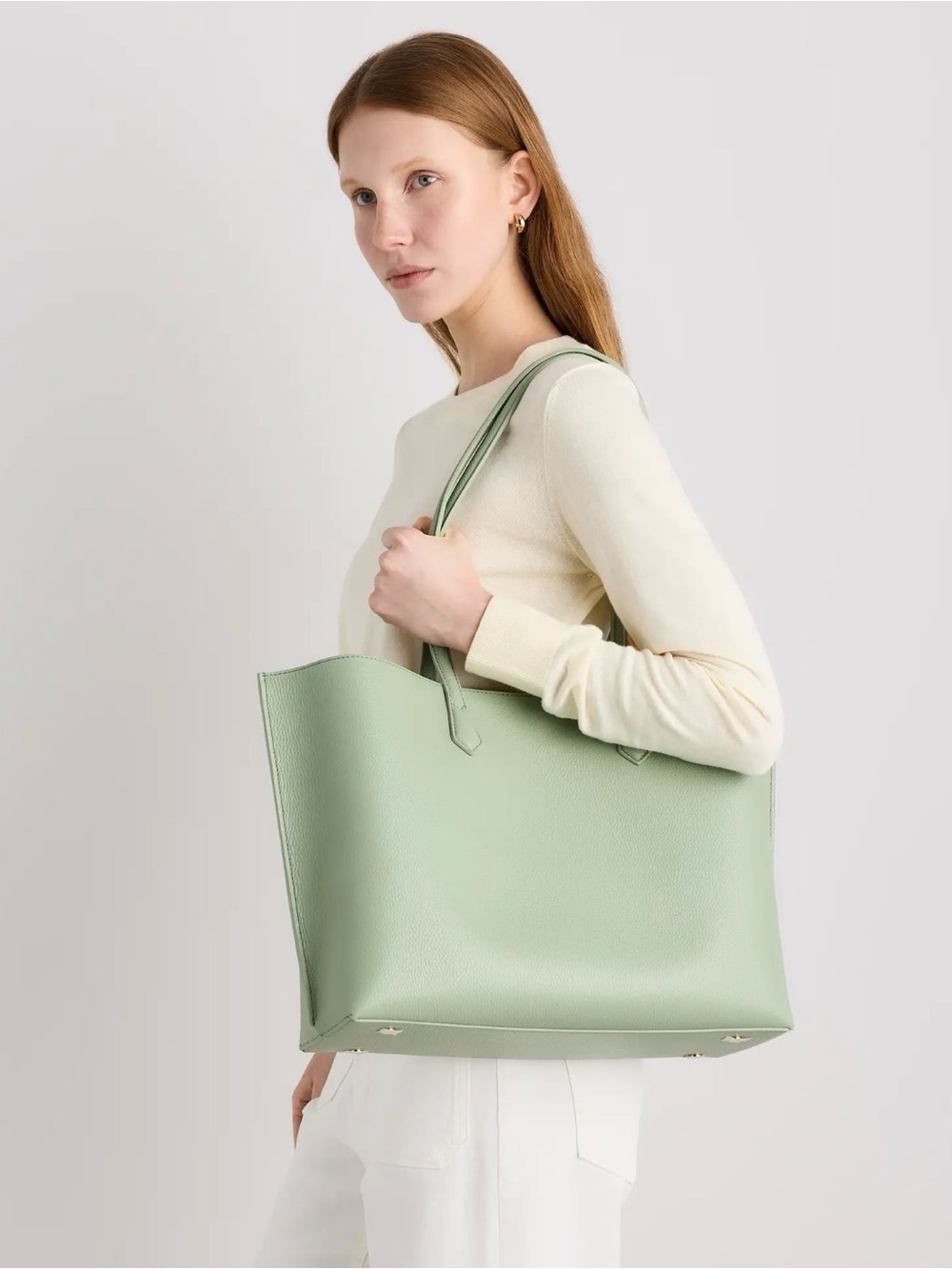 Quince Italian Leather Triple Compartment Tote – Green | Structured Minimalist - Picture 6 of 8
